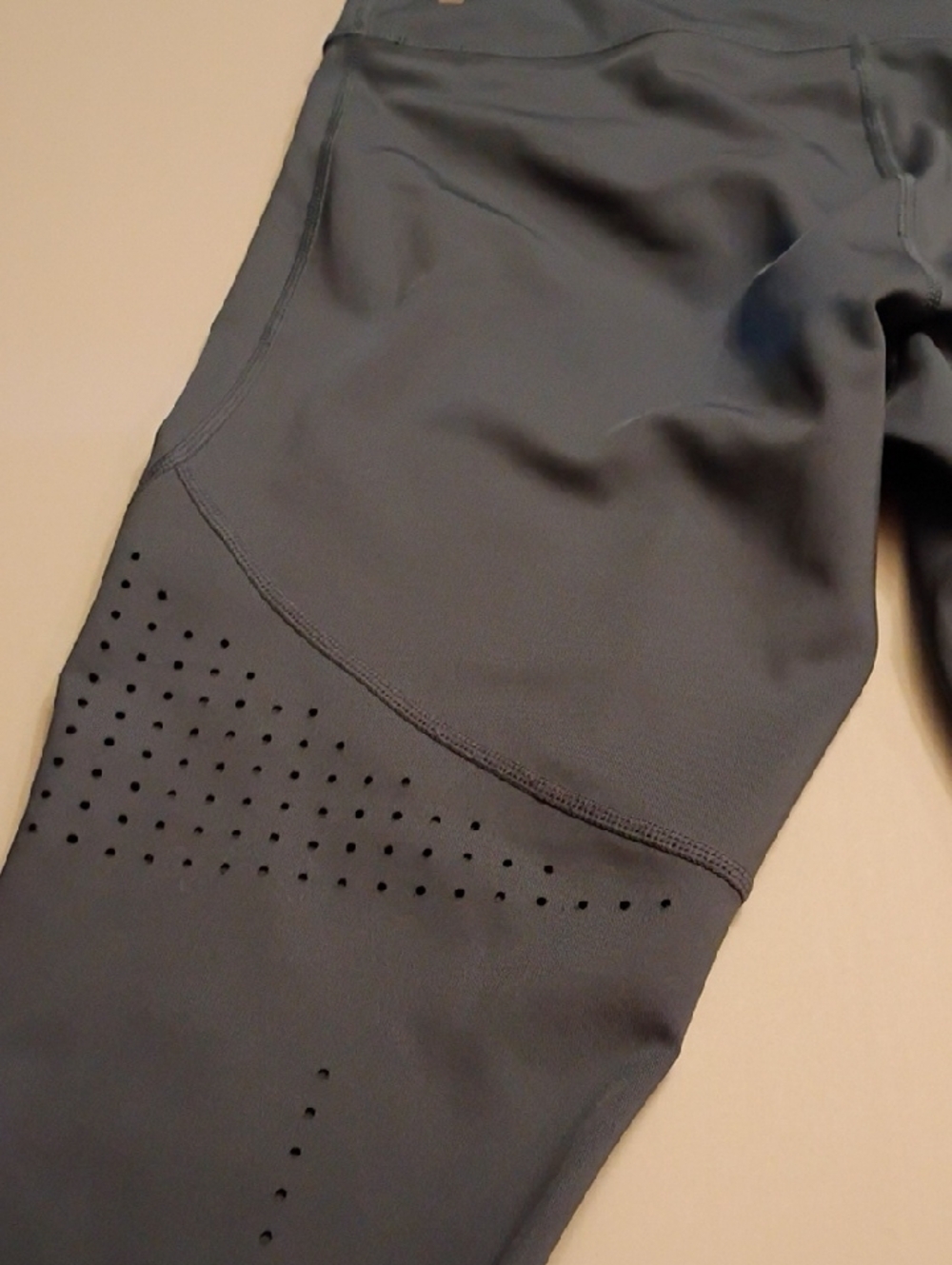 Zella Slate Blue Laser-Cut Cropped Leggings - Picture 14 of 16